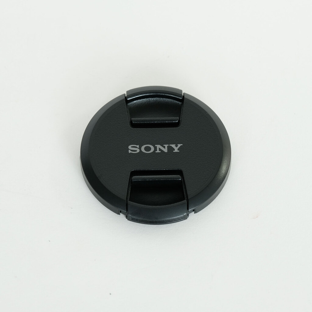 SONY E 10-18mm F4 OSS SEL1018