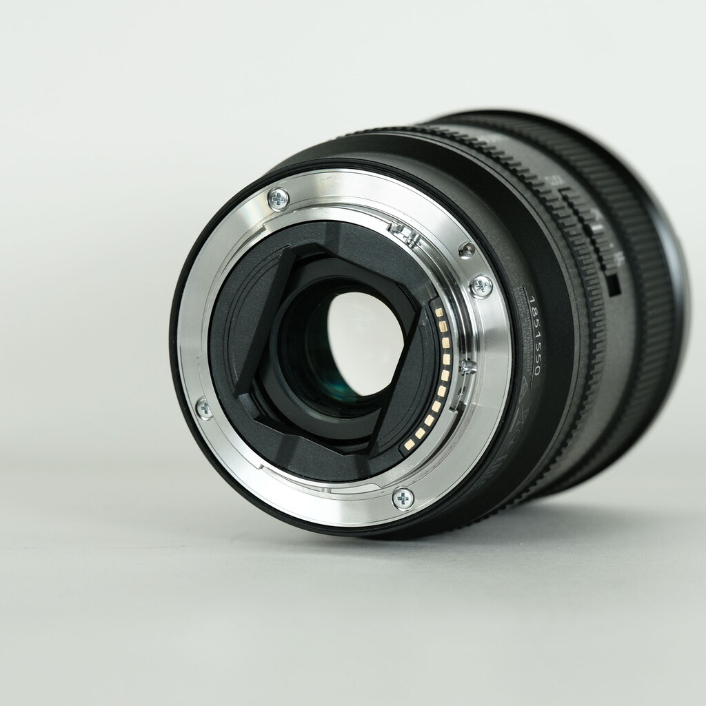 SONY FE 20mm F1.8 G SEL20F18G