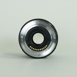 OLYMPUS M.ZUIKO DIGITAL 25mm F1.8 OLYMPUS M.ZUIKO DIGITAL 25mm F1.8