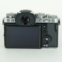 FUJIFILM X-T5