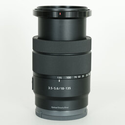 SONY E 18-135mm F3.5-5.6 OSS SEL18135