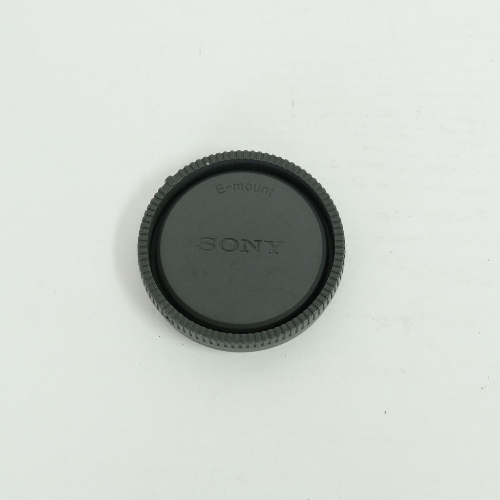 SONY FE 24-240mm F3.5-6.3 OSS SEL24240