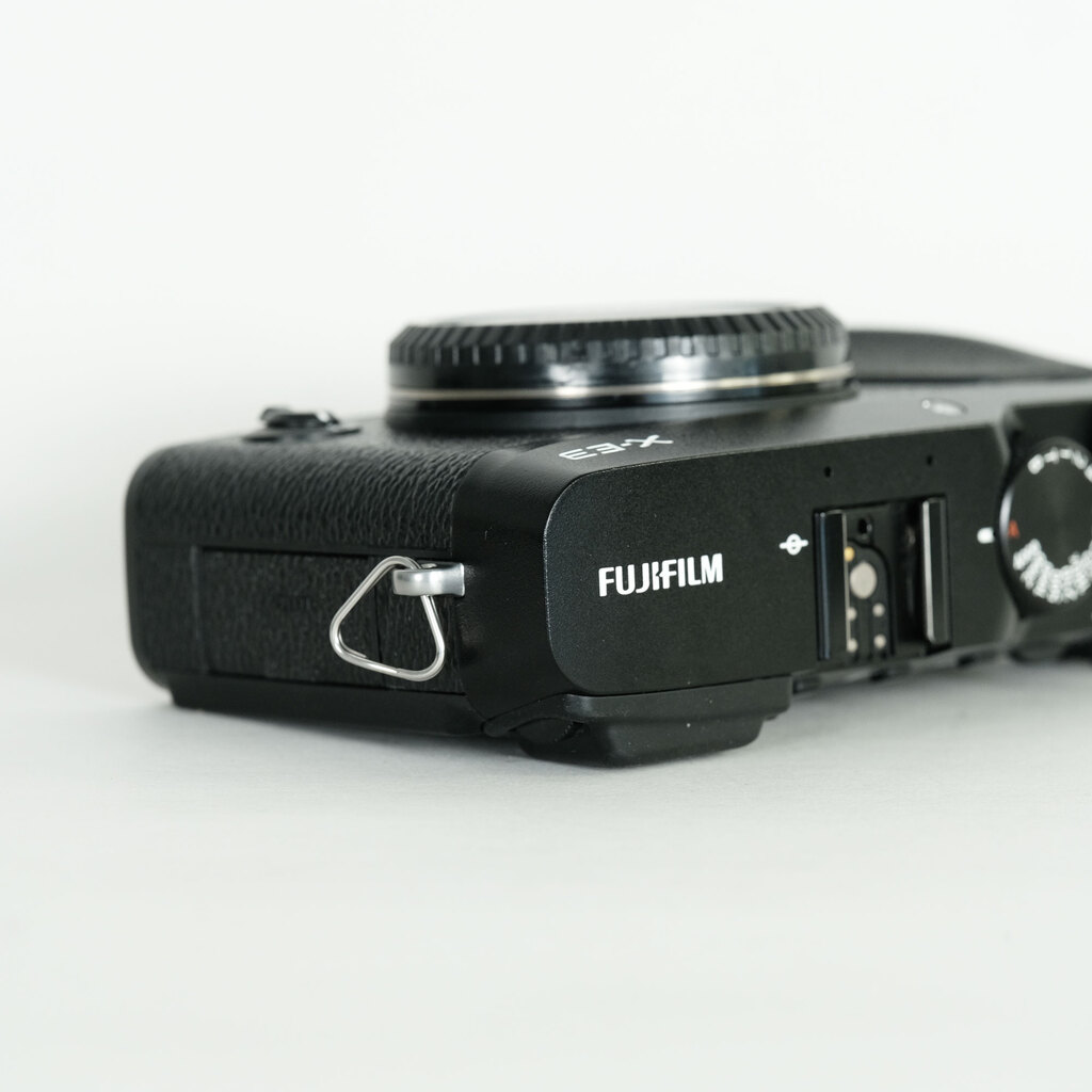 FUJIFILM X-E3