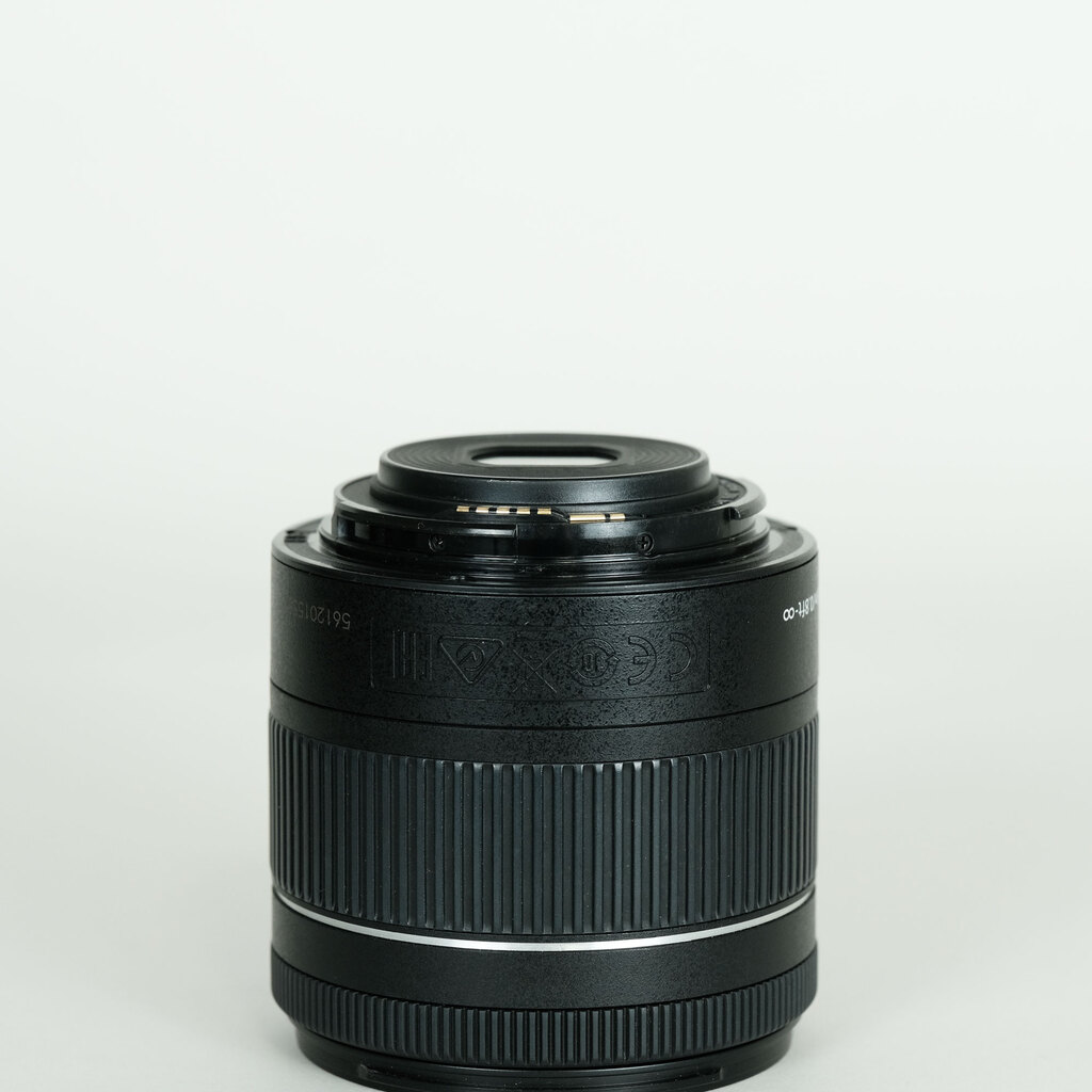 Canon EF-S18-55mm F4-5.6 IS STM