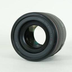 Canon RF50mm F1.2 L USM Canon RF50mm F1.2 L USM