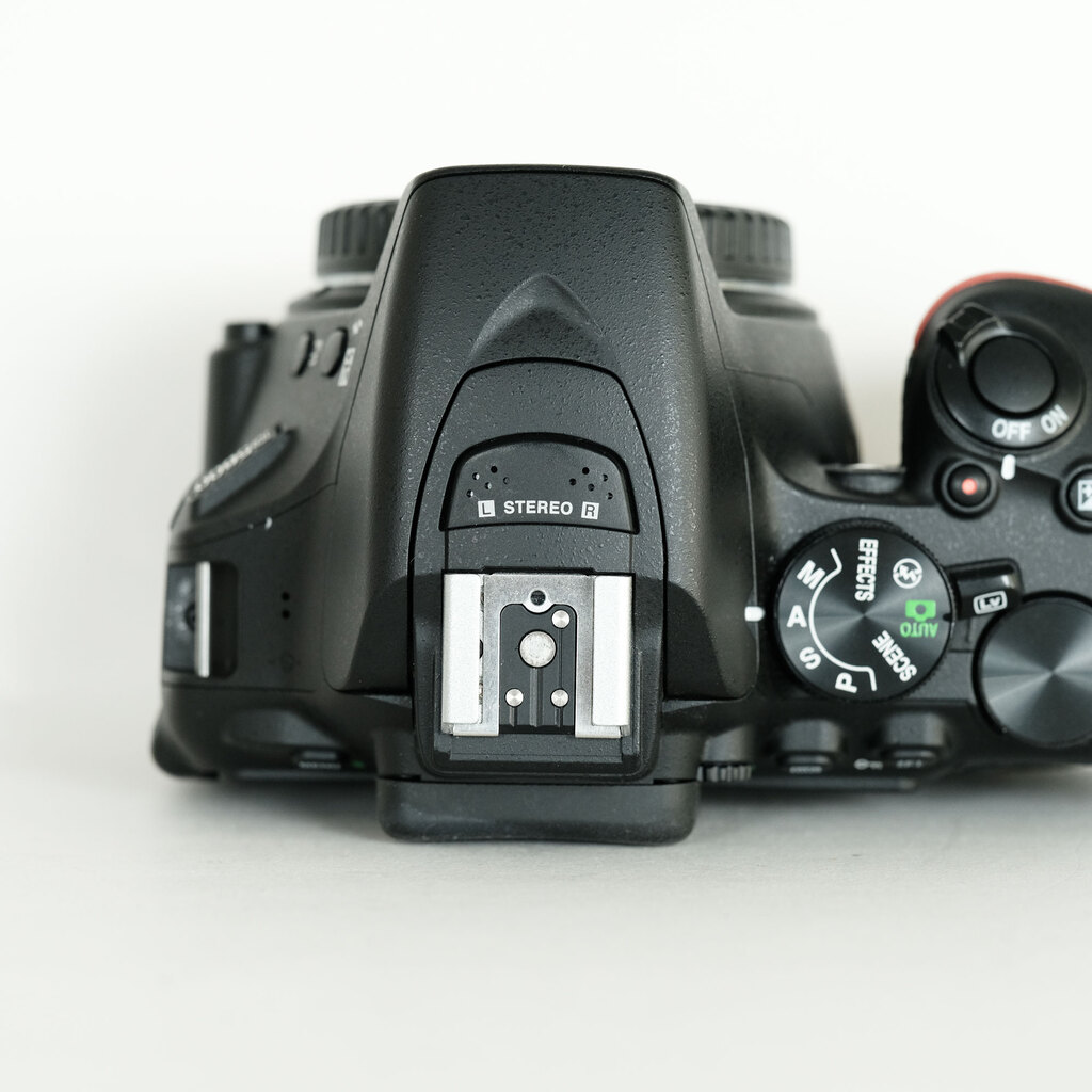 Nikon D5600 Nikon D5600