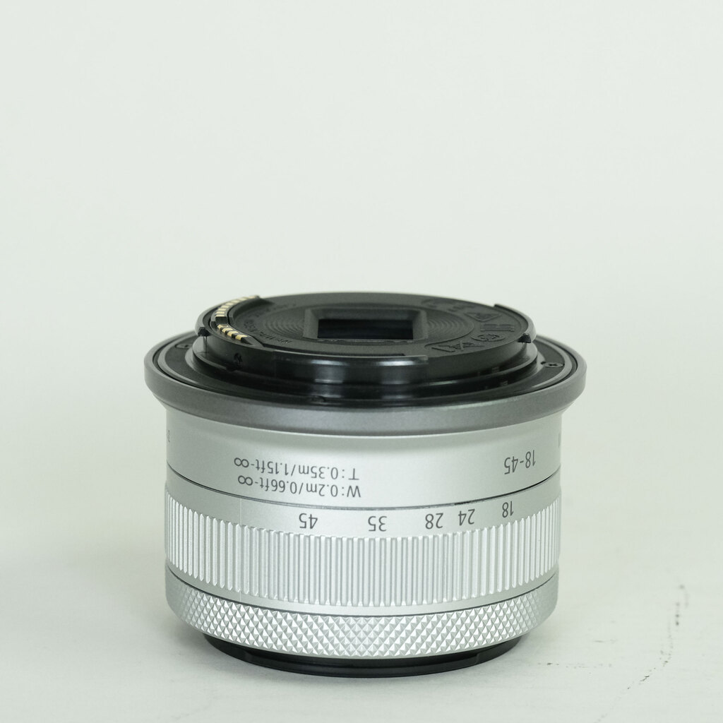 Canon RF-S 18-45mm F4.5-6.3 IS STM