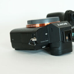 SONY α7 II（ILCE-7M2）