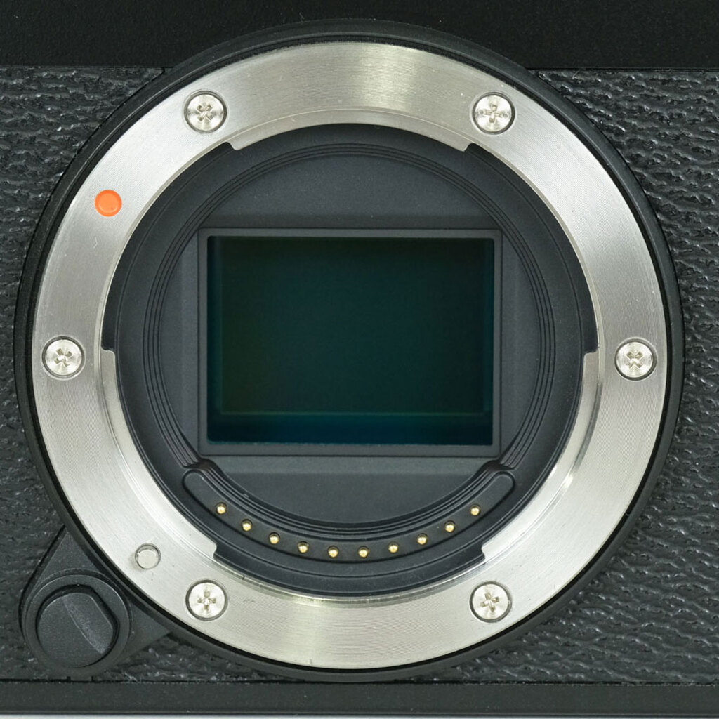 FUJIFILM X-E4