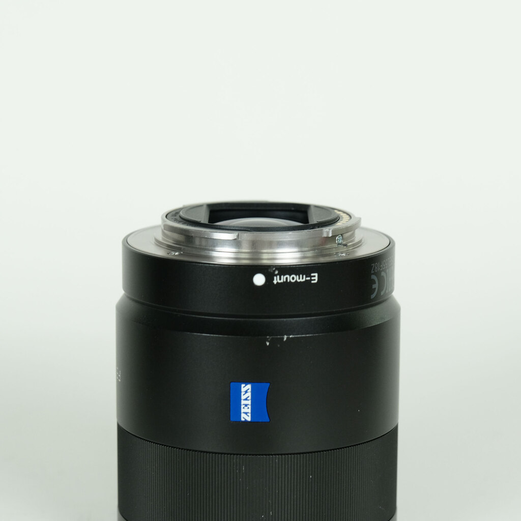 SONY Sonnar T* FE 55mm F1.8 ZA SEL55F18Z SONY Sonnar T* FE 55mm F1.8 ZA SEL55F18Z