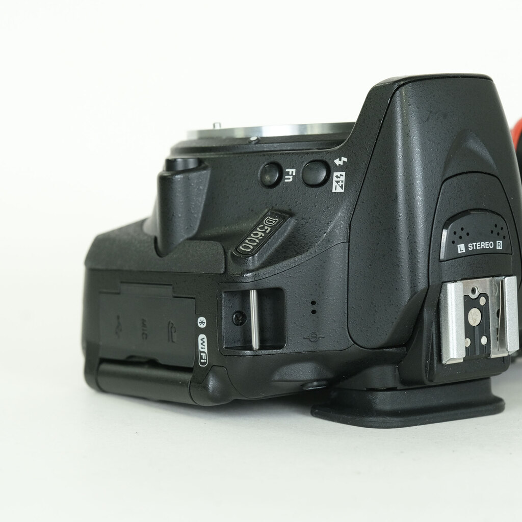 Nikon D5600