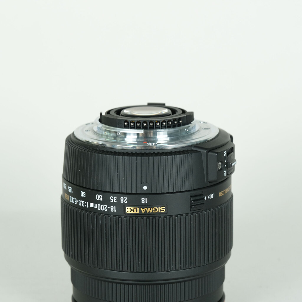 SIGMA 18-200mm F3.5-6.3 II DC OS HSM (ニコンF用)の出品 | ONE SCENE
