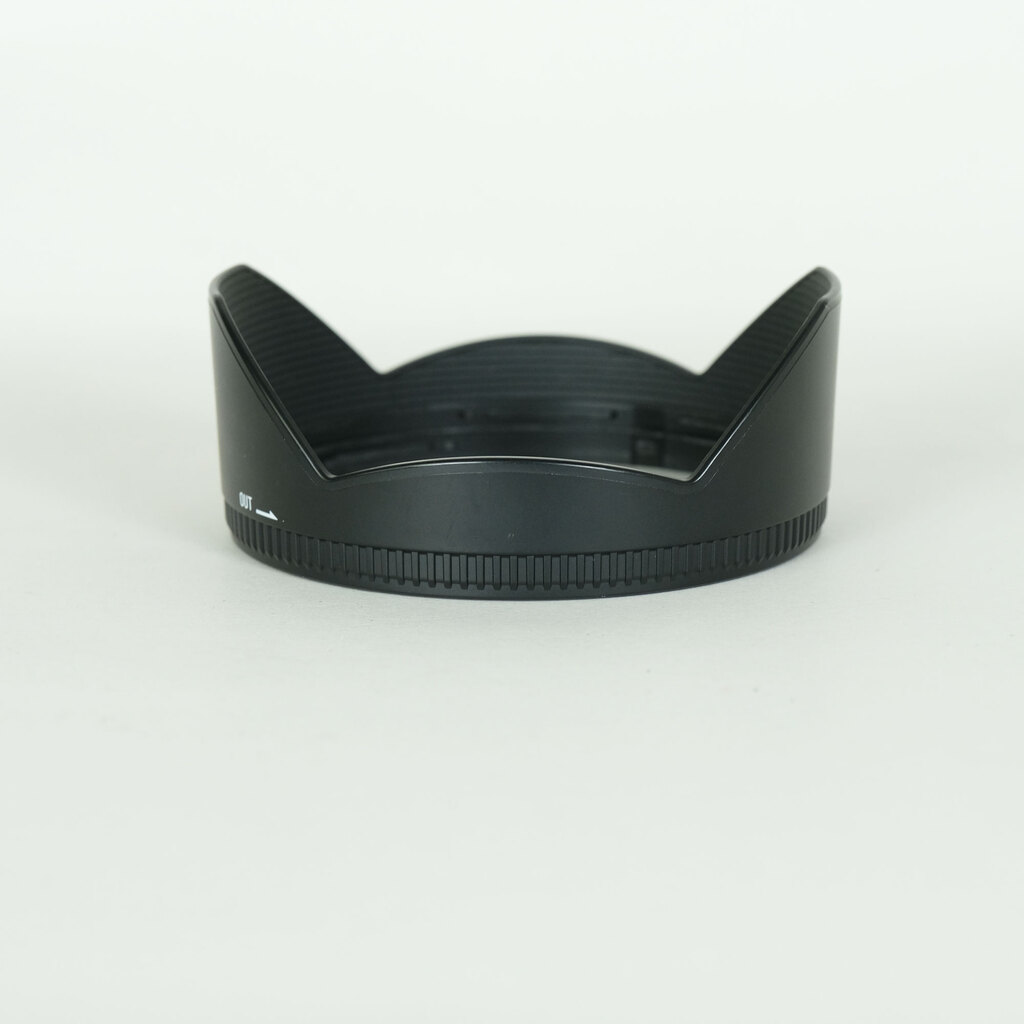 SIGMA 10-20mm F3.5 EX DC HSM (キヤノンEF用) SIGMA 10-20mm F3.5 EX DC HSM (キヤノンEF用)