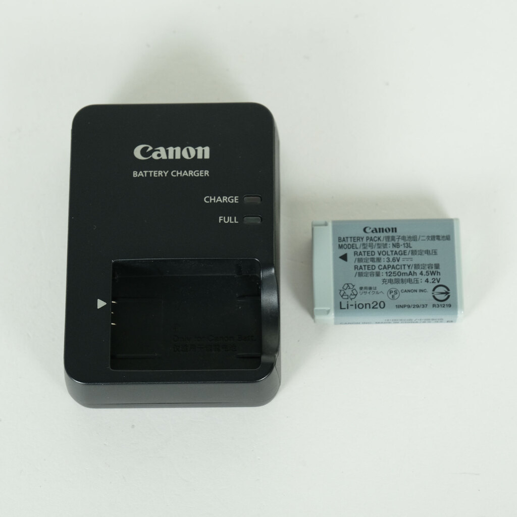 Canon PowerShot SX720 HS ブラック