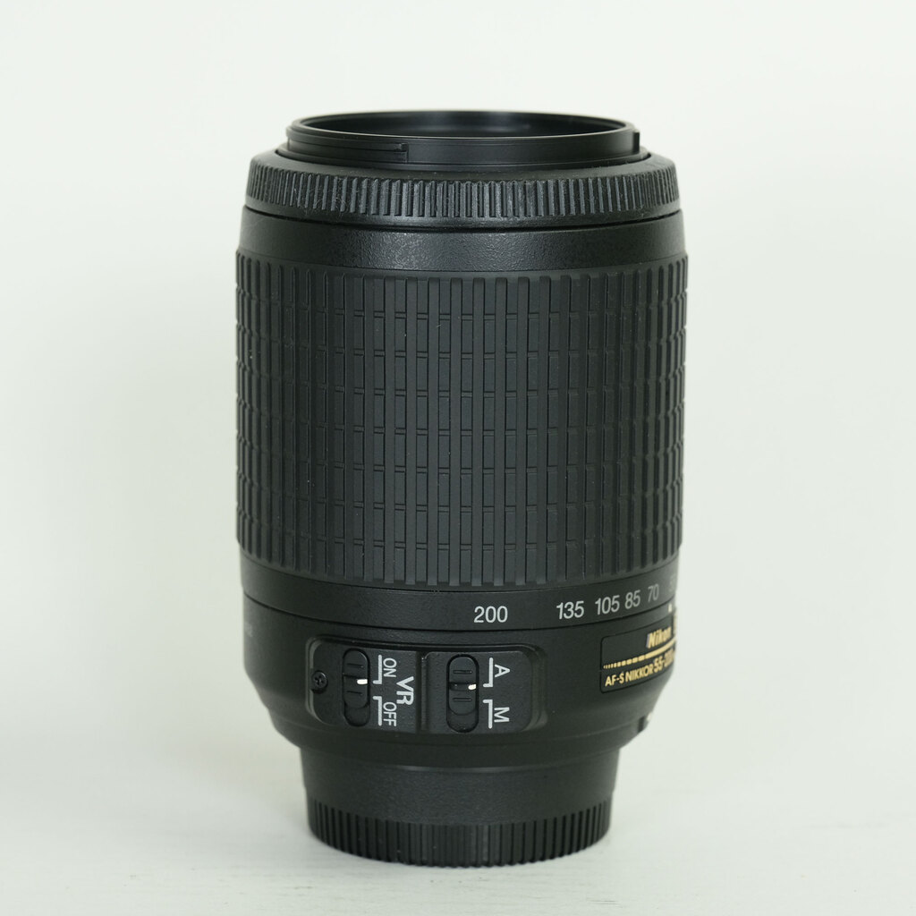 Nikon AF-S DX Zoom-Nikkor 55-200mm F4-5.6G ED ブラック Nikon AF-S DX Zoom-Nikkor 55-200mm F4-5.6G ED ブラック