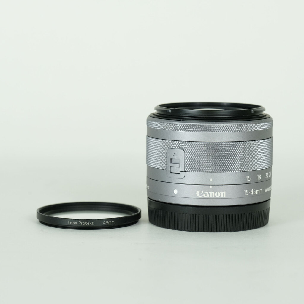 Canon EF-M15-45mm F3.5-6.3 IS STM [�V���o�[]