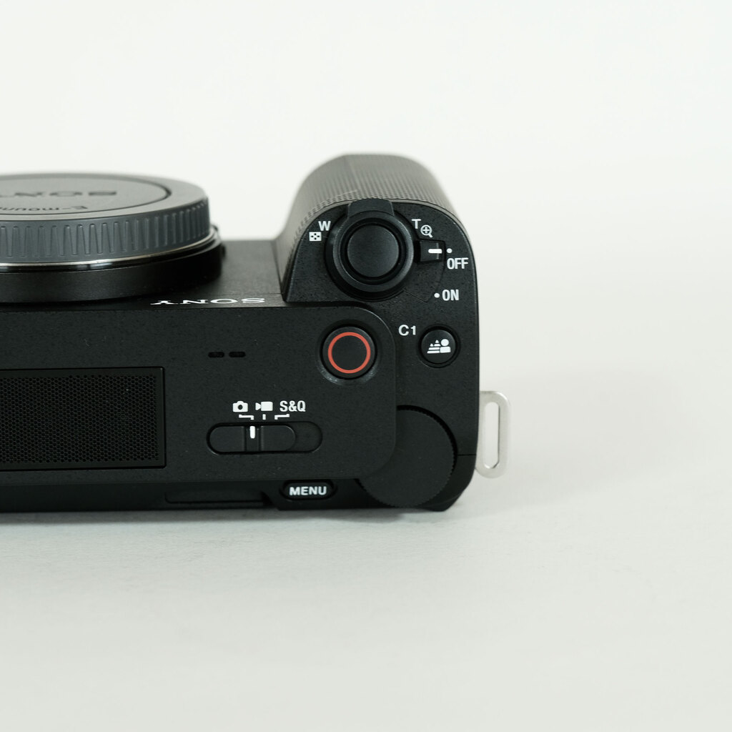 SONY VLOGCAM ZV-E1