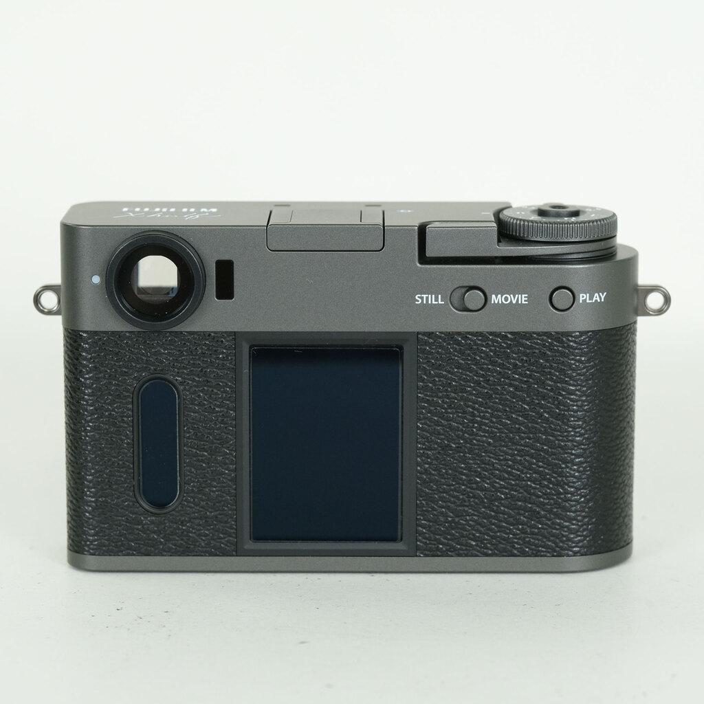 FUJIFILM X half X-HF1