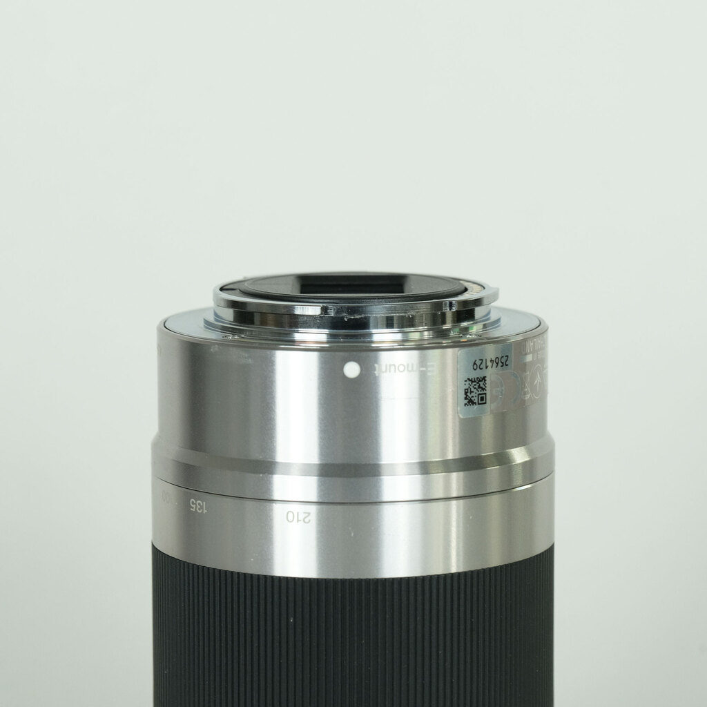 SONY E 55-210mm F4.5-6.3 OSS SEL55210