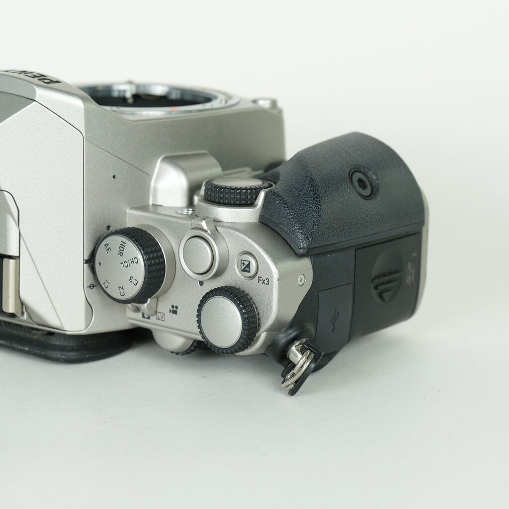 PENTAX KP ボディ シルバー PENTAX KP ボディ シルバー