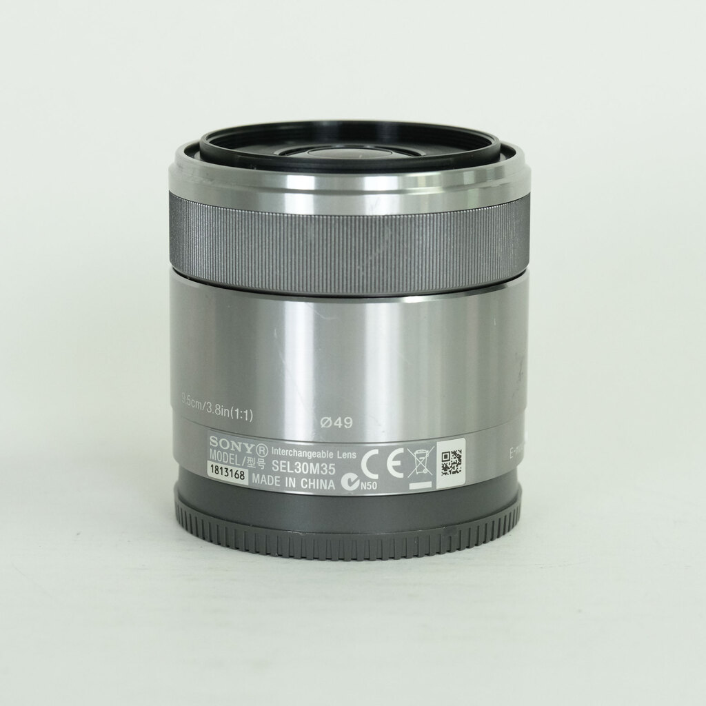 SONY E 30mm F3.5 Macro SEL30M35