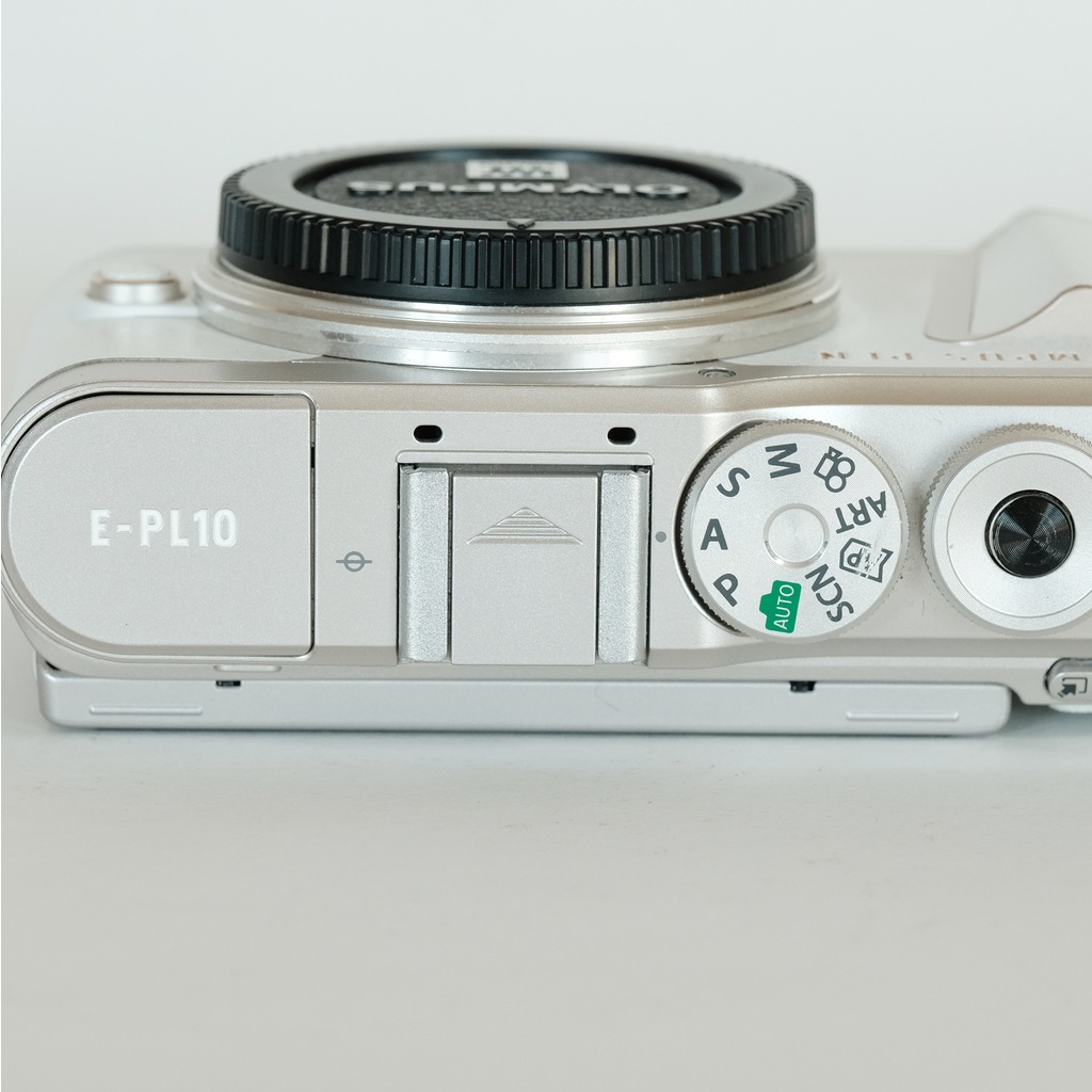 OLYMPUS PEN E-PL10の出品 | ONE SCENE（ワンシーン）