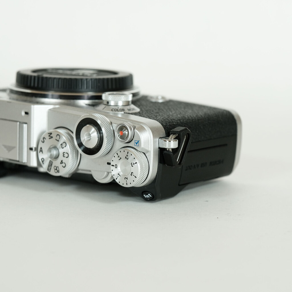 OLYMPUS PEN-Fの出品 | ONE SCENE（ワンシーン）