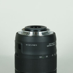 Canon EF-S18-135mm F3.5-5.6 IS USM