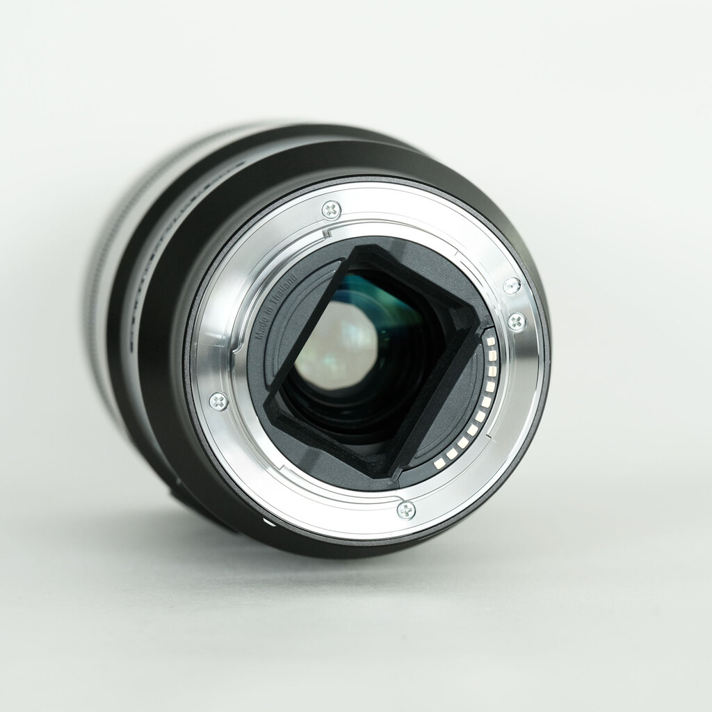 SONY FE 90mm F2.8 Macro G OSS SEL90M28G