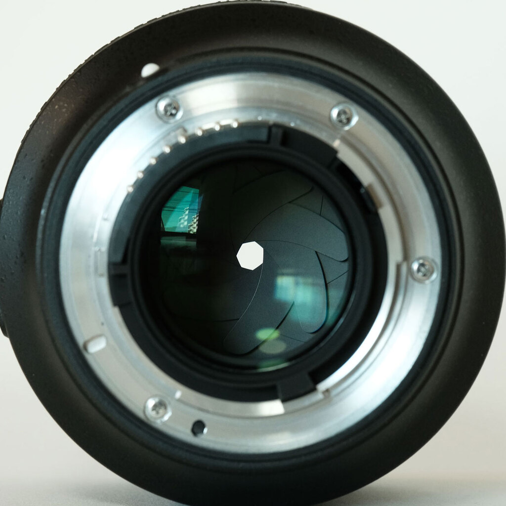 Nikon AF-S NIKKOR 85mm f/1.8G