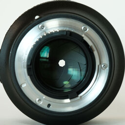 Nikon AF-S NIKKOR 85mm f/1.8G