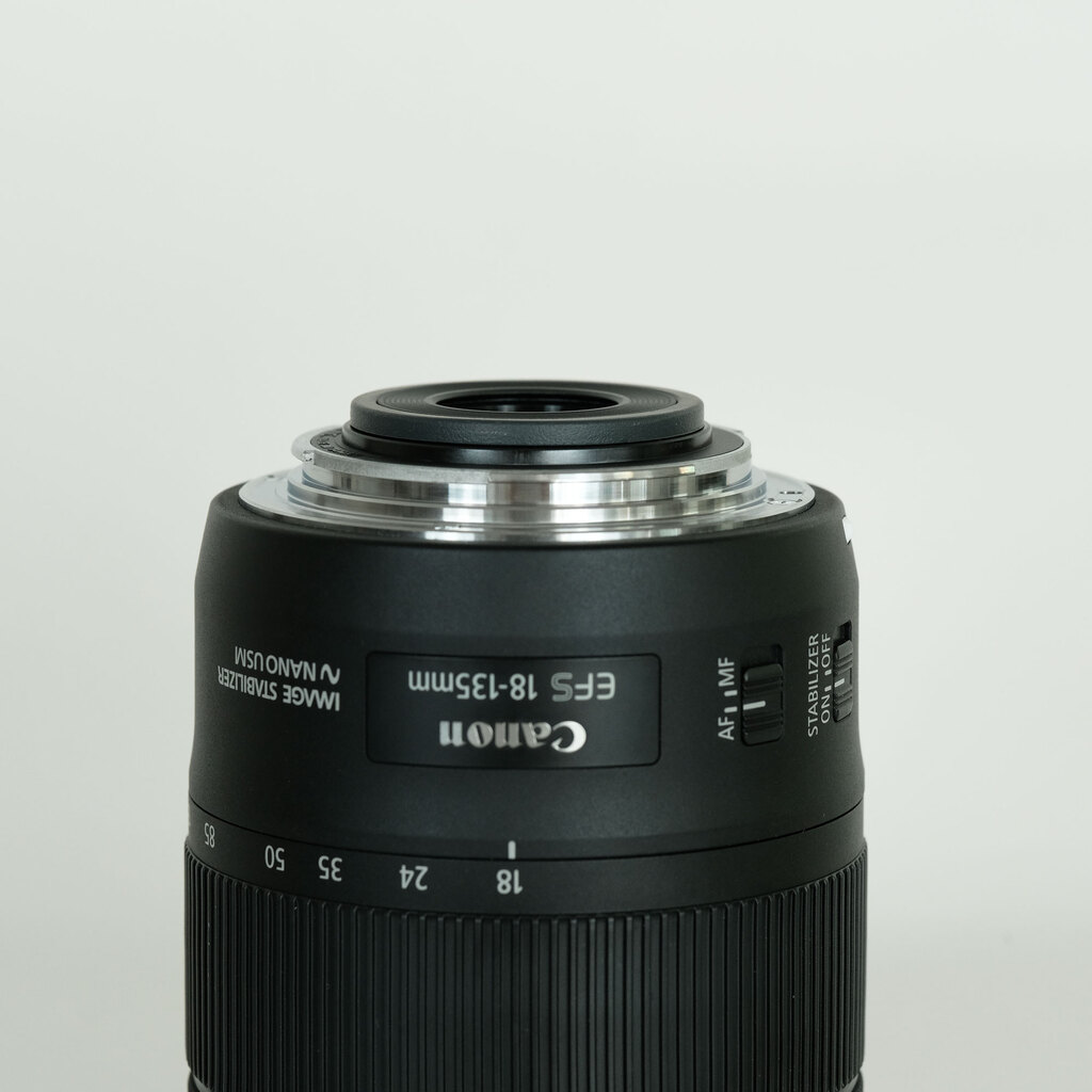 Canon EF-S18-135mm F3.5-5.6 IS USM