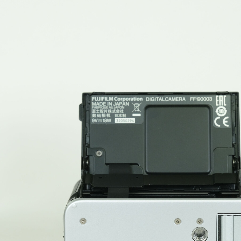 FUJIFILM X100V シルバー