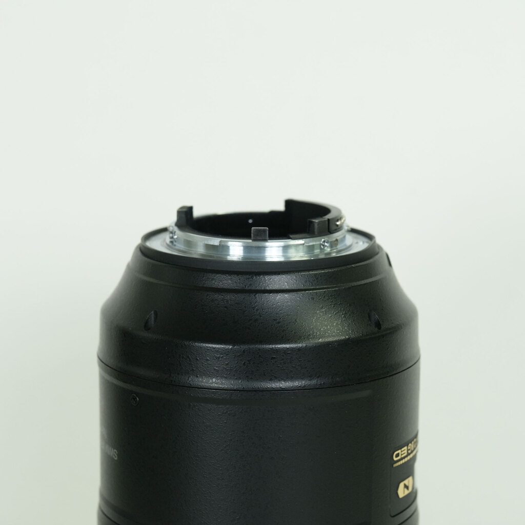 Nikon AF-S VR Micro-Nikkor 105mm f/2.8G IF-ED