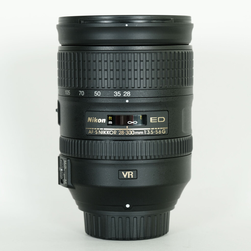 Nikon AF-S NIKKOR 28-300mm f/3.5-5.6G ED VR