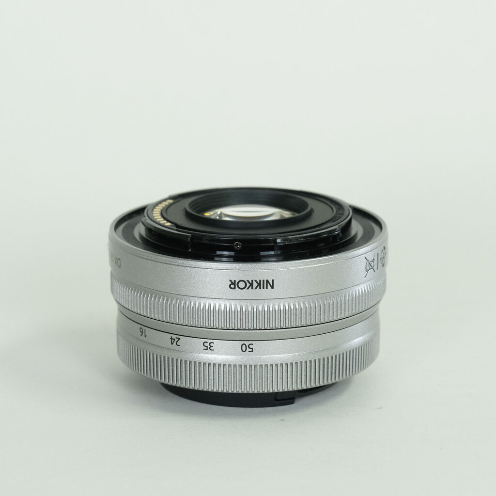 Nikon NIKKOR Z DX 16-50mm f/3.5-6.3 VR Nikon NIKKOR Z DX 16-50mm f/3.5-6.3 VR