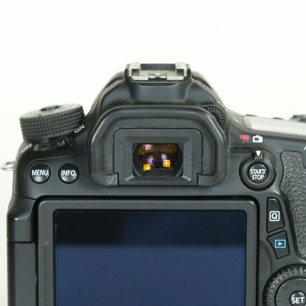 Canon EOS 70D