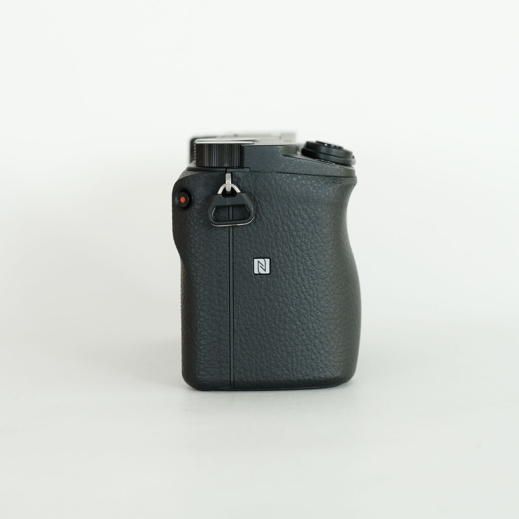 SONY α6400（ILCE-6400）