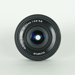 OLYMPUS M.ZUIKO DIGITAL ED 14-42mm F3.5-5.6 EZ ブラック OLYMPUS M.ZUIKO DIGITAL ED 14-42mm F3.5-5.6 EZ ブラック