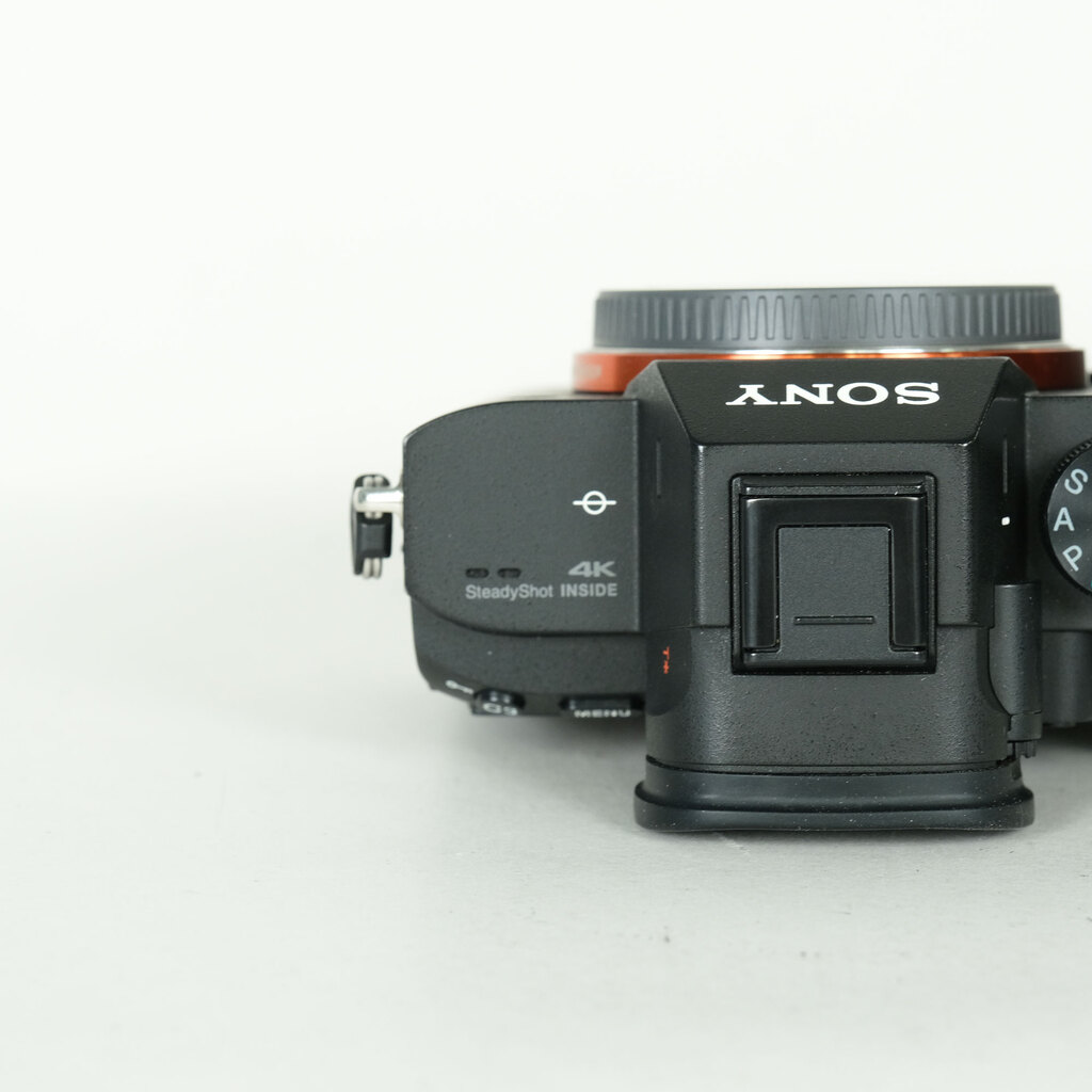 SONY α7 III（ILCE-7M3）の出品 | ONE SCENE（ワンシーン）