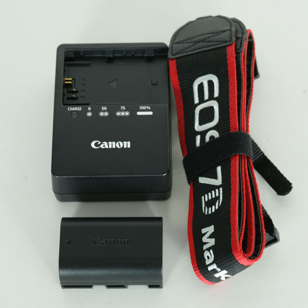 Canon EOS 7D Mark II