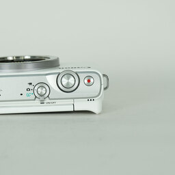 Canon EOS M10 ボディ ホワイト Canon EOS M10 ボディ ホワイト