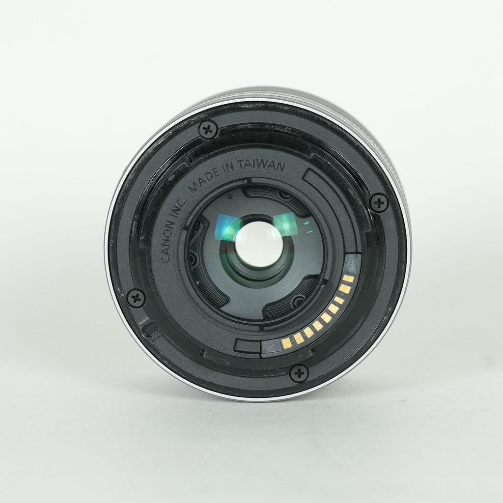 Canon EF-M15-45mm F3.5-6.3 IS STM Canon EF-M15-45mm F3.5-6.3 IS STM