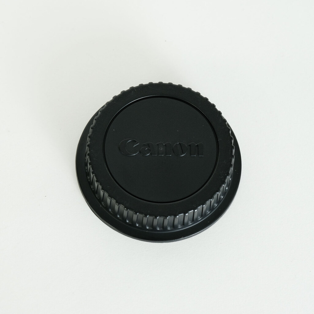 Canon EF24-70mm F4L IS USM Canon EF24-70mm F4L IS USM