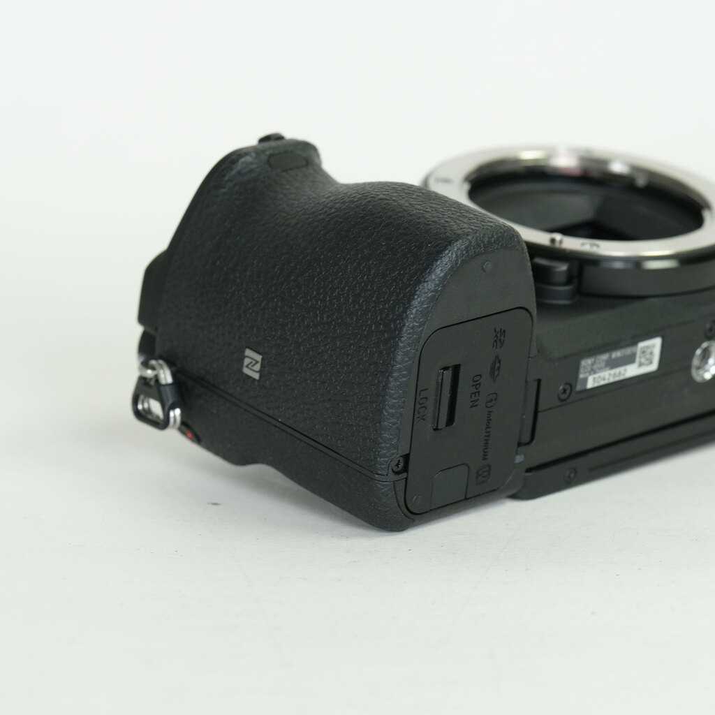 SONY α6500（ILCE-6500）
