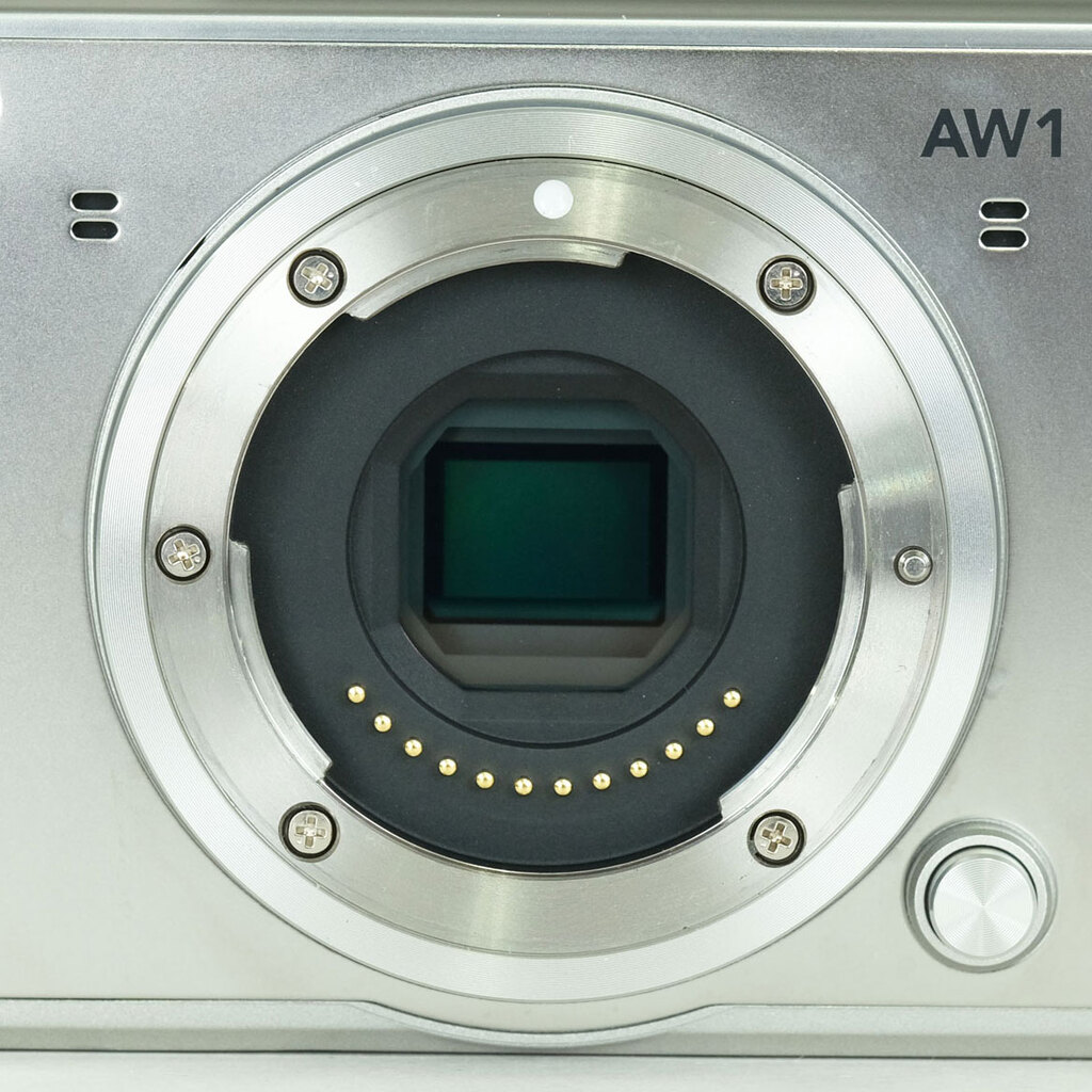 Nikon Nikon1 AW1 ボディ シルバー