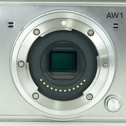 Nikon Nikon1 AW1 ボディ シルバー