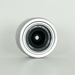 Panasonic LUMIX G VARIO 12-32mm / F3.5-5.6 ASPH. / MEGA O.I.S.