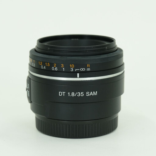 SONY DT 35mm F1.8 SAM SAL35F18