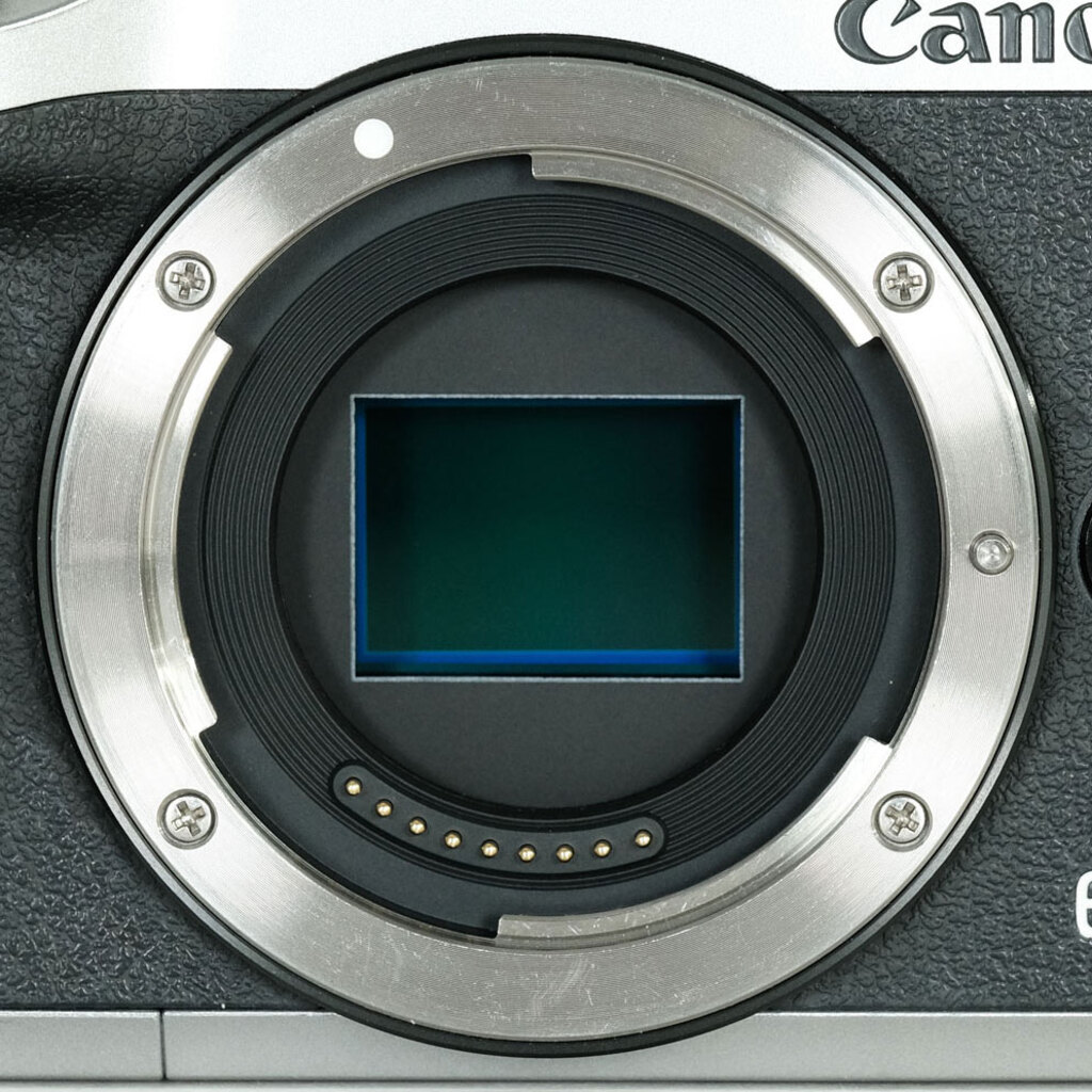 Canon EOS M6 Canon EOS M6